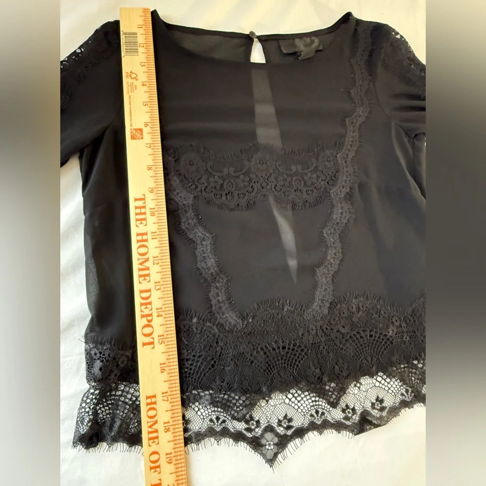 H&M chic black